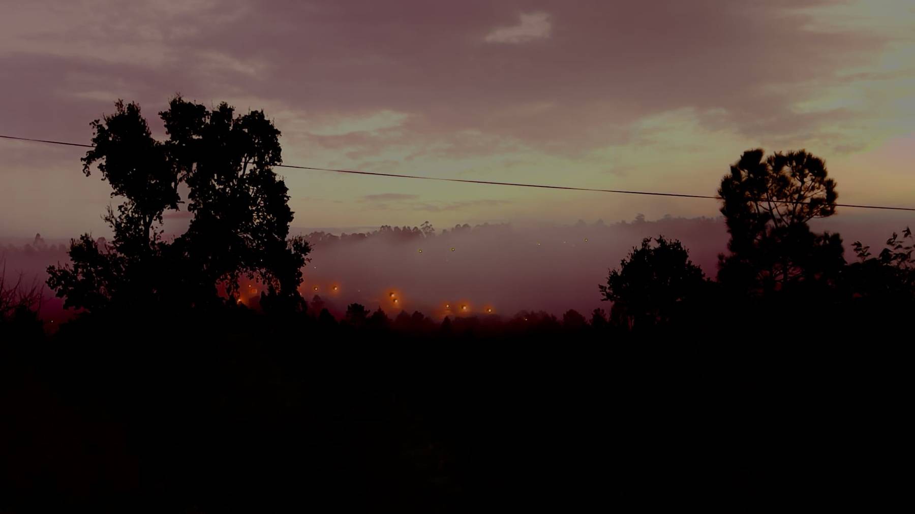 Pôr-do-sol sobre Pinhosão